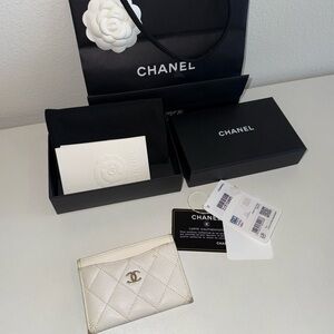 Chanel White Gold Card Holder Full Set
